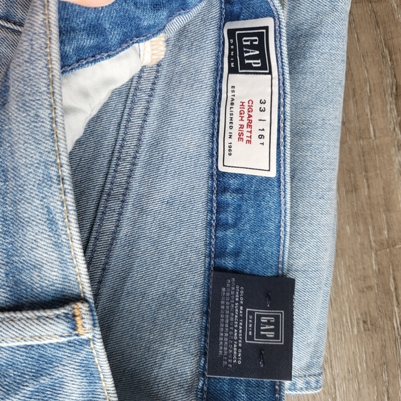 Gap Jeans - Picture 8 of 9